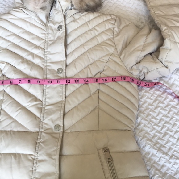 Kenneth Cole New York Quilted Puffer Jacket - Picture 10 of 16